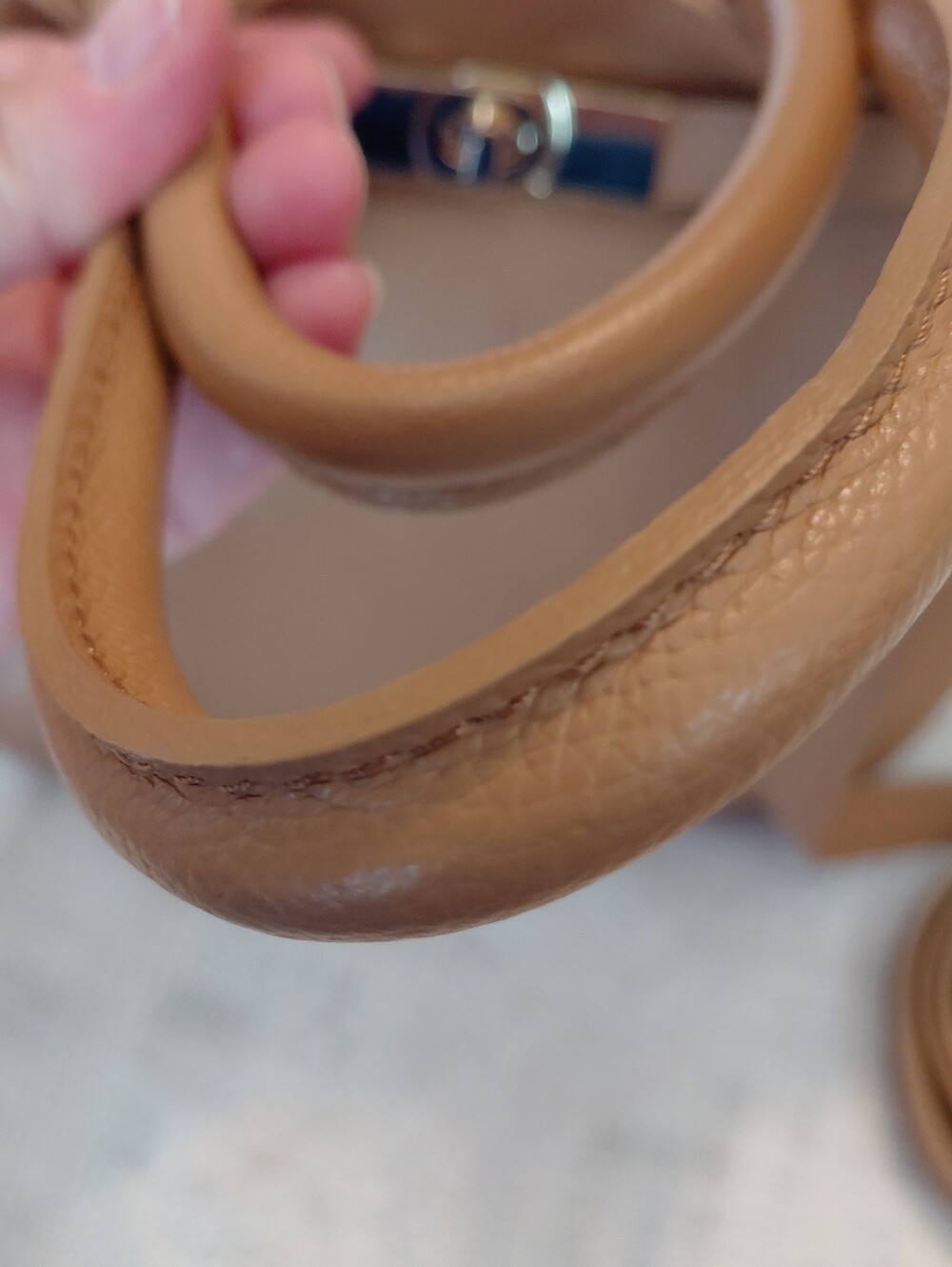 Italian Tan Leather East West Purse - Picture 10 of 13